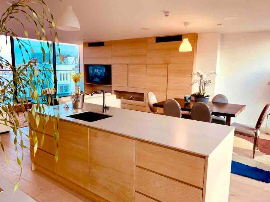 Large 3 Bed 3 Bathrooms Penthouse With Terrace And City Views In 伦敦 外观 照片