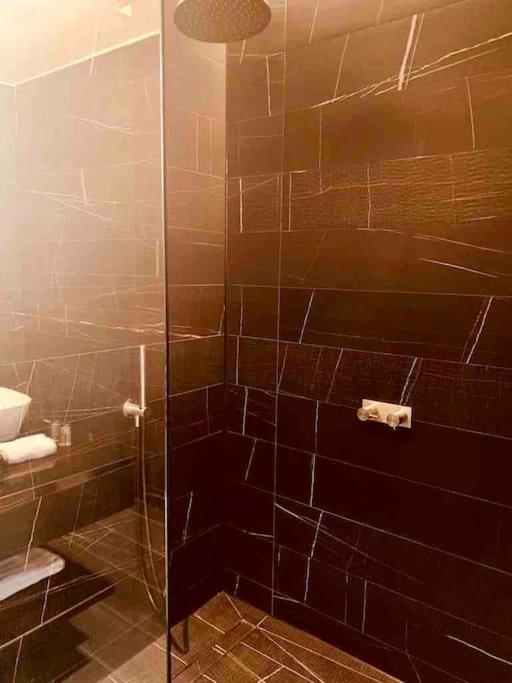 Large 3 Bed 3 Bathrooms Penthouse With Terrace And City Views In 伦敦 外观 照片