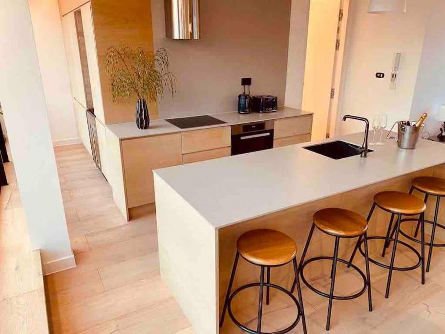 Large 3 Bed 3 Bathrooms Penthouse With Terrace And City Views In 伦敦 外观 照片