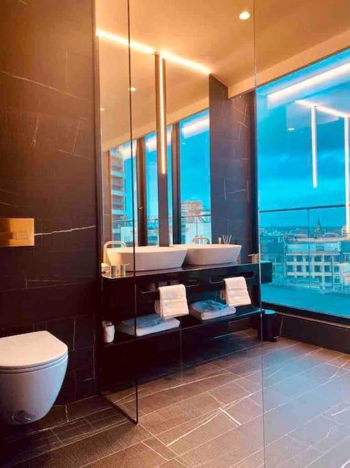 Large 3 Bed 3 Bathrooms Penthouse With Terrace And City Views In 伦敦 外观 照片